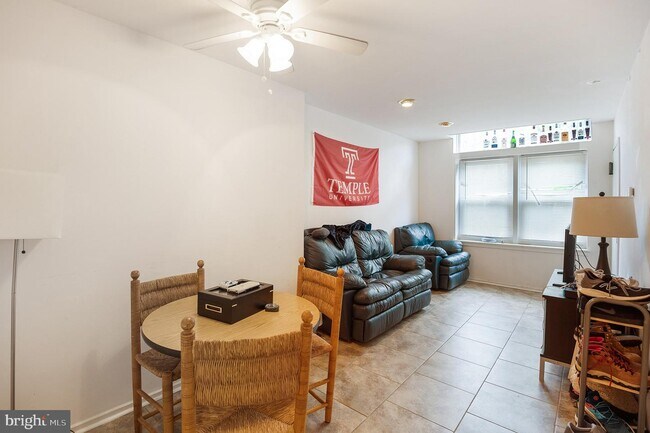 2009 N 15TH St-Unit -1 in Philadelphia, PA - Building Photo - Building Photo