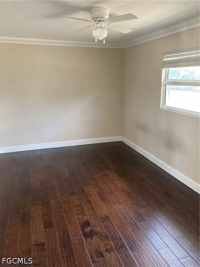 property at 724 Sesame Ct