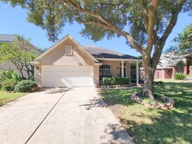 11115 Brandon Gate in Houston, TX - Building Photo