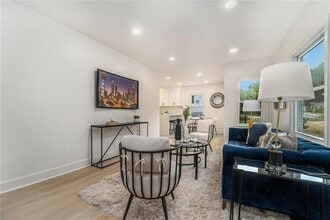 2539 Glendale Cir SE in Smyrna, GA - Building Photo - Building Photo