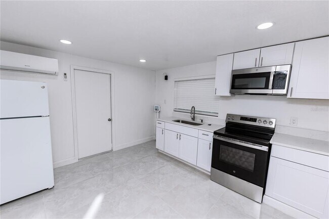 902 Marshall St in Clearwater, FL - Building Photo - Building Photo