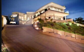 1518 Monmouth Dr in San Diego, CA - Building Photo