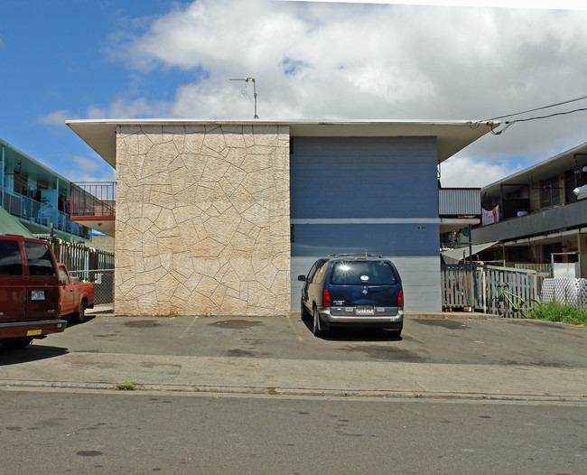 94-100 Pupupuhi St in Waipahu, HI - Building Photo - Building Photo