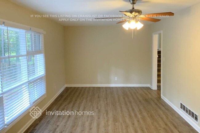 2178 Bollingbrook Dr SW in Atlanta, GA - Building Photo - Building Photo