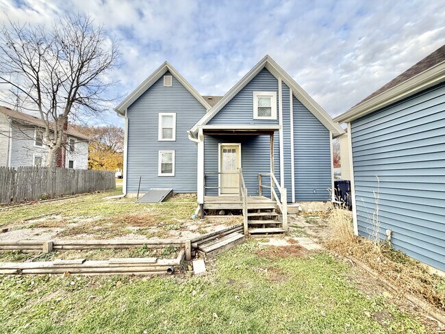 809 Rockport Rd in Janesville, WI - Foto de edificio - Building Photo