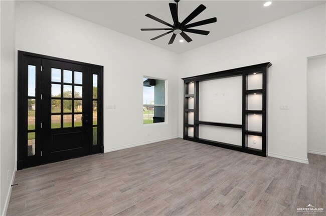 11 Arizona St in Alton, TX - Building Photo - Building Photo