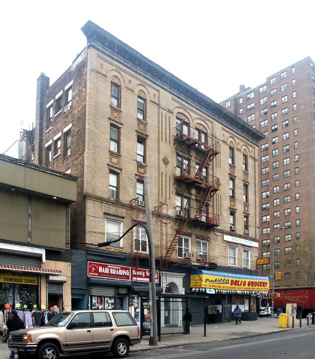 236 Willis Ave in Bronx, NY - Building Photo