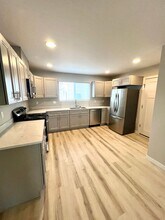 163 W C St in Lebanon, OR - Building Photo - Building Photo