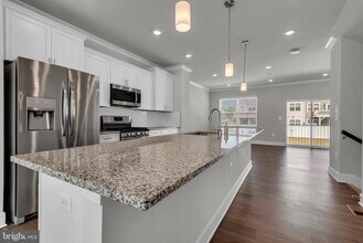 5754 Frederick Douglas Pl in Waldorf, MD - Building Photo - Building Photo