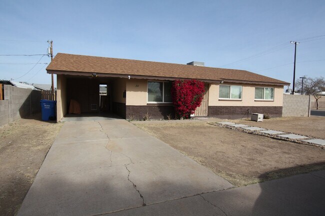 property at 3302 W Windrose Dr