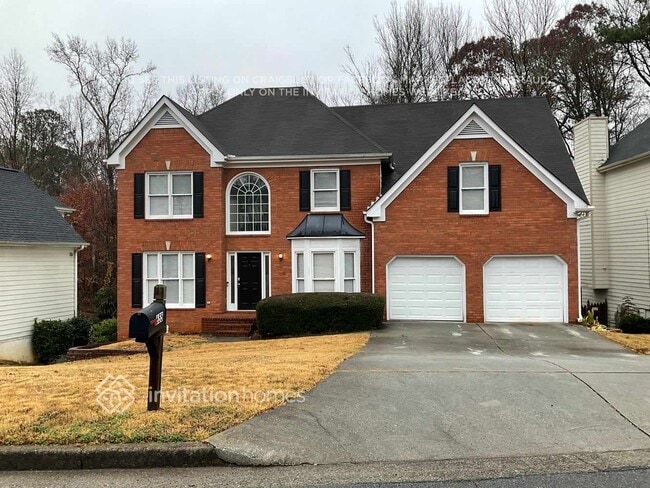 property at 655 River Overlook Dr NW