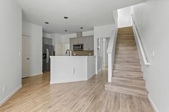 7282 NE Stoneybrook St in Hillsboro, OR - Building Photo - Building Photo