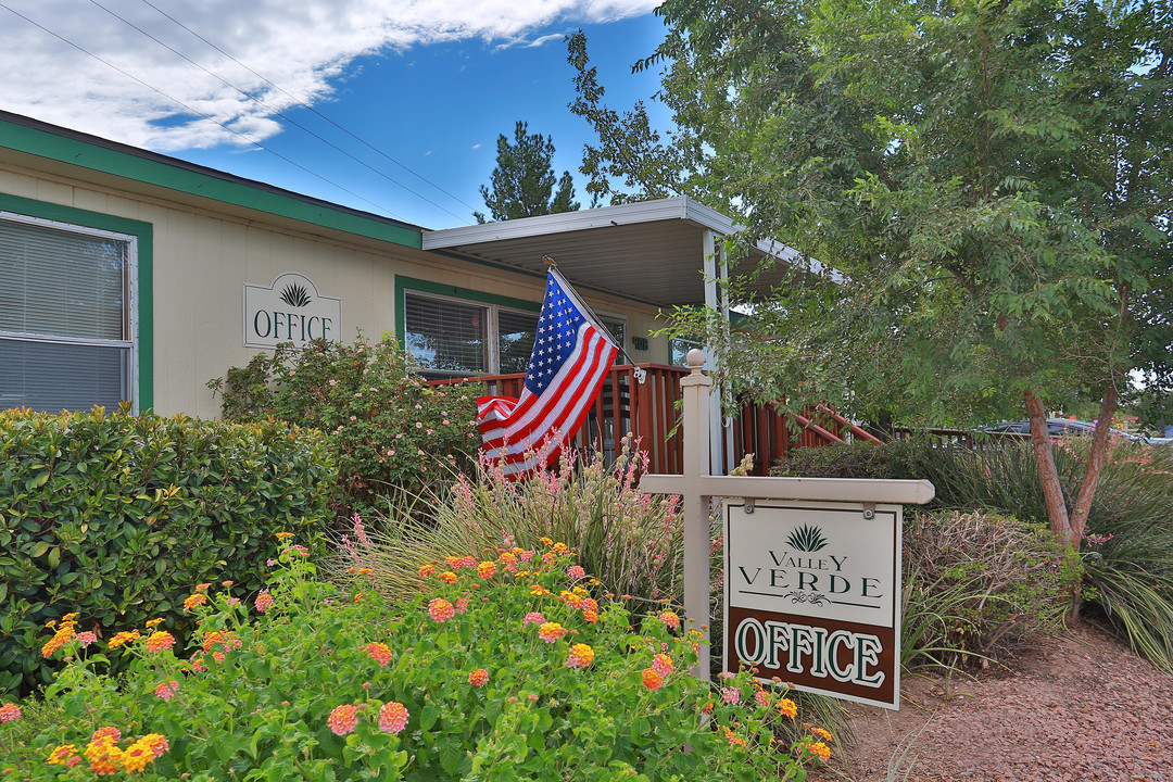 Valley Verde in Las Cruces, NM - Building Photo