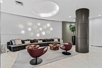 10275 Collins Ave, Unit 310 in Bal Harbour, FL - Building Photo - Building Photo