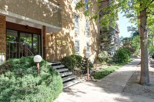 551 Pearl St in Denver, CO - Building Photo