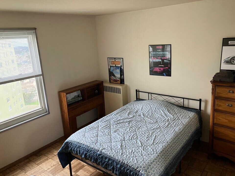 55 Chumasero Dr, Unit 12C in San Francisco, CA - Foto de edificio