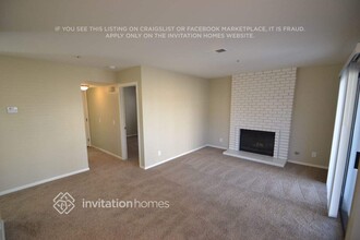 17272 Whatley Ave in Fontana, CA - Building Photo - Building Photo