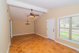 1913 Kenwood St in Jonesboro, AR - Building Photo - Building Photo