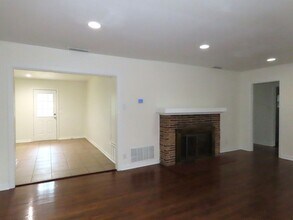 508 Troup Hwy in Tyler, TX - Foto de edificio - Building Photo