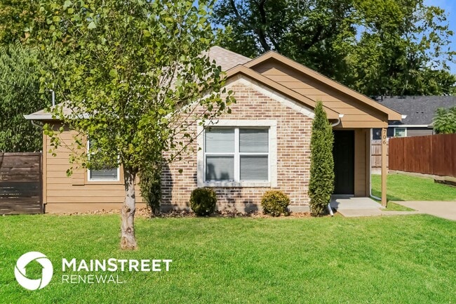 property at 706 Lloyd St