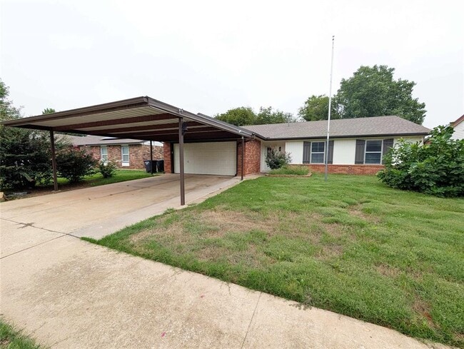 1609 NE 4th St in Moore, OK - Building Photo - Building Photo