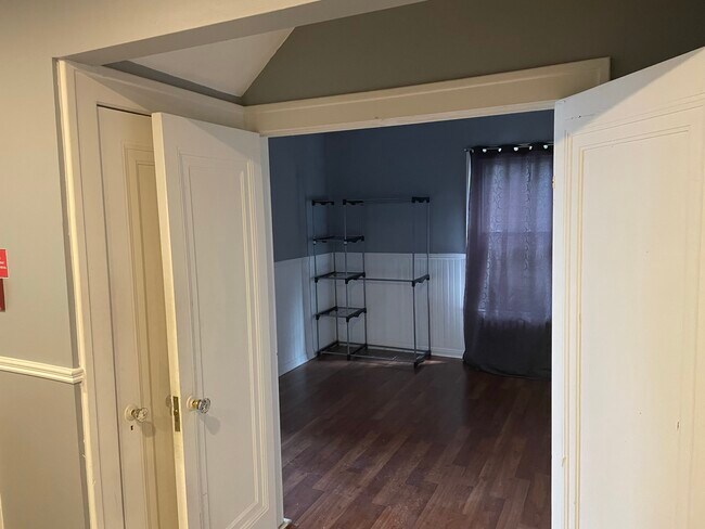 863 Marentette Av in Windsor, ON - Building Photo - Building Photo