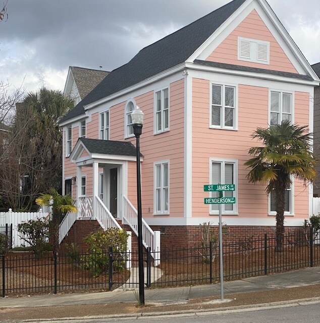 404 St James St in Columbia, SC - Building Photo