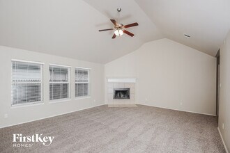 5121 Meandering Creek Ct in Fort Worth, TX - Building Photo - Building Photo