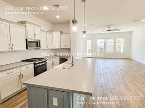 565 W Glacier Bay Dr in Queen Creek, AZ - Building Photo - Building Photo