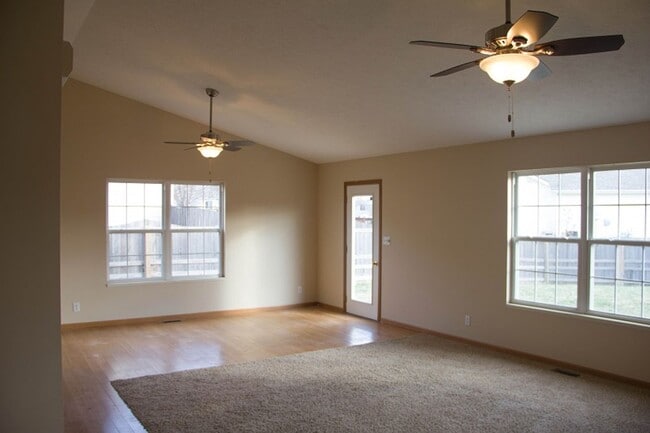 property at 1515 Candlewick Ln