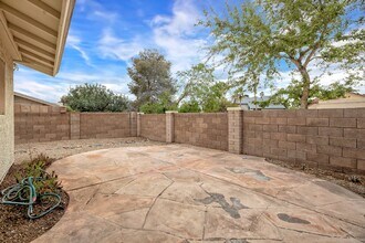 1129 N 87th Pl in Scottsdale, AZ - Foto de edificio - Building Photo