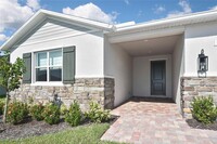 6688 Estero Bay Dr in Ft. Myers, FL - Foto de edificio - Building Photo