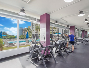 100 Lincoln Rd, Unit Ocean view in Miami Beach, FL - Foto de edificio - Building Photo