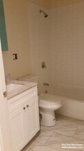 99 Calumet St, Unit 2 in Boston, MA - Foto de edificio - Building Photo