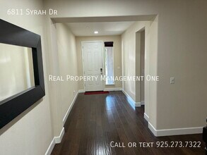 6811 Syrah Dr in Dublin, CA - Building Photo - Building Photo