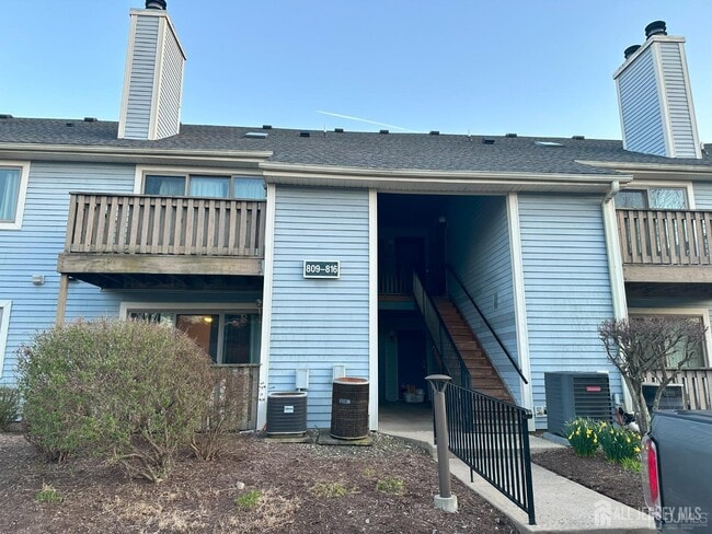 property at 815 Aspen Dr