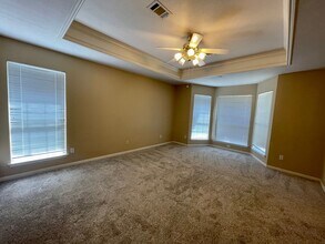 5275 Timberline Ln in Beaumont, TX - Foto de edificio - Building Photo