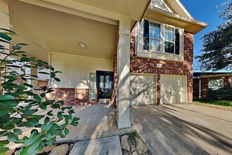 19819 Sternwood Manor Dr in Spring, TX - Building Photo - Building Photo