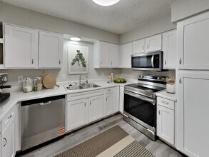 3251 62nd St in Lubbock, TX - Building Photo - Building Photo