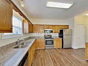 2659 Hansford Dr in Thompson's Station, TN - Foto de edificio - Building Photo