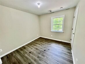 39 Webatuck Rd in Wingdale, NY - Building Photo - Building Photo