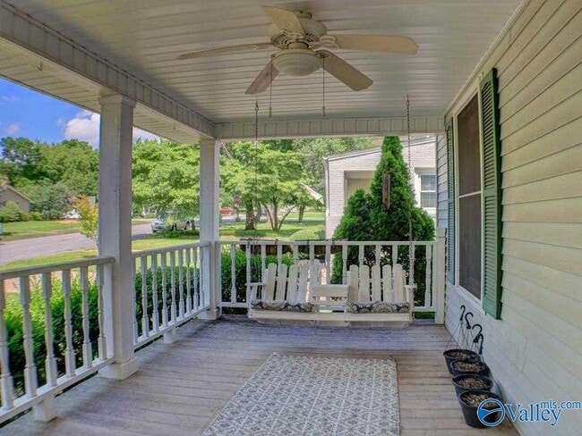 1612 Ward Ave NE in Huntsville, AL - Building Photo - Building Photo