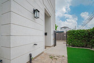 4318 Center St in Houston, TX - Building Photo - Building Photo