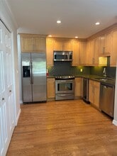 221 Springmeadow Dr in Holbrook, NY - Building Photo - Building Photo
