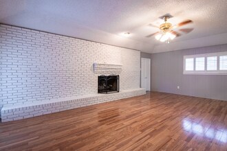 314 Tulane St in Garland, TX - Building Photo - Building Photo
