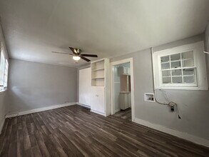 2410 26th St in Lubbock, TX - Building Photo - Building Photo