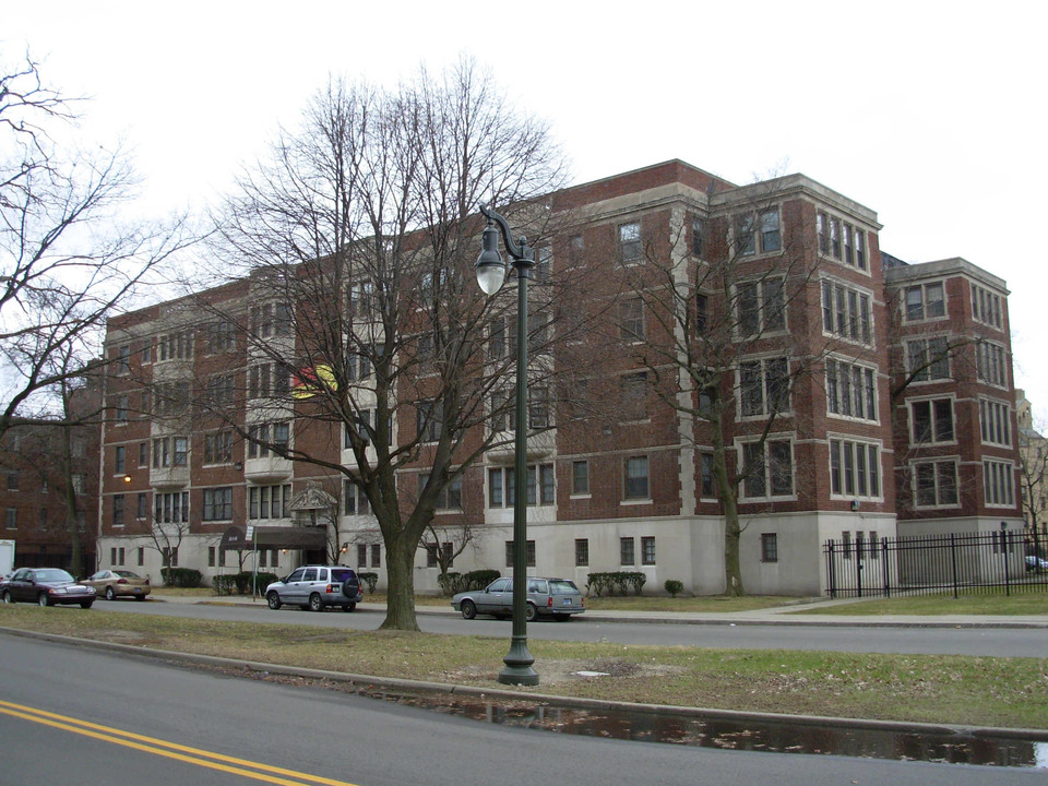 Ten O One in Highland Park, MI - Building Photo