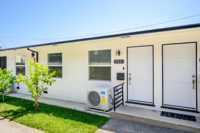 1022 Spazier Ave, Unit 1.5