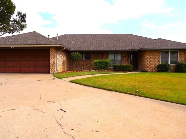 property at 308 SE Camelot Dr