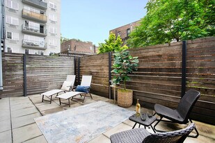 100 Maspeth Ave, Unit 27 in Brooklyn, NY - Building Photo